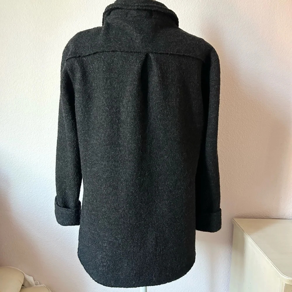 Cut Loose black 100% wool jacket button open front size XS but it runs big - Picture 3 of 11